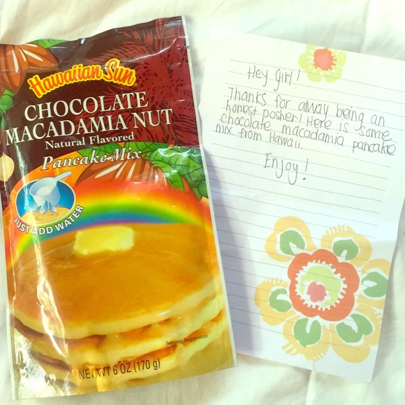 The sweetest Posher I know, from Hawaii! 😘 Skye🌸