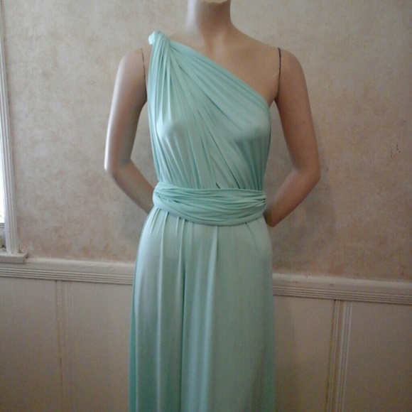 Long halter dress - Picture 4 of 4