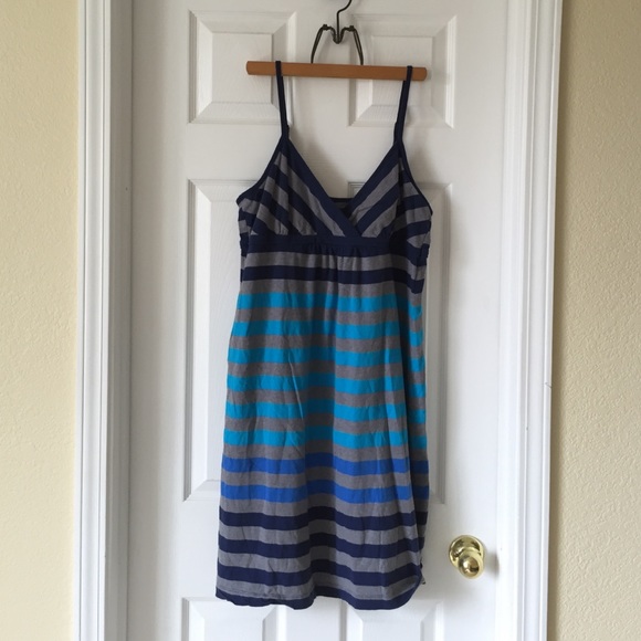 Block color dress
