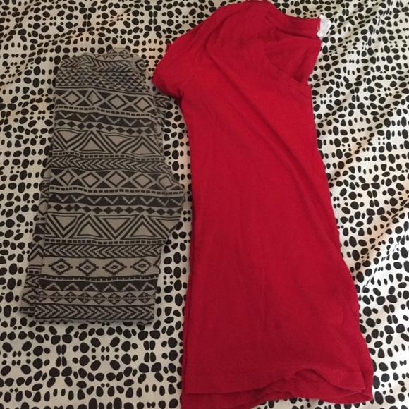 Outfit Bundle! Leggings and V-neck