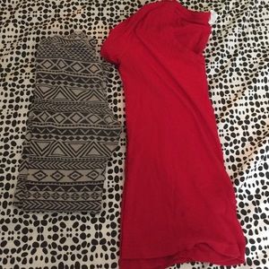 Outfit Bundle! Leggings and V-neck