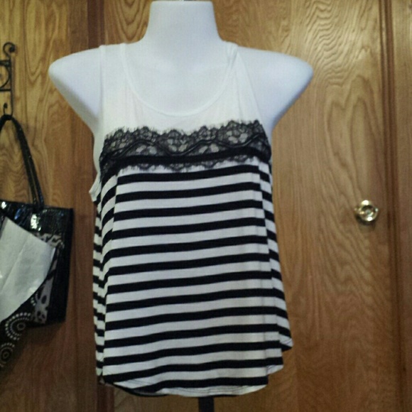 Tank top - Picture 1 of 2