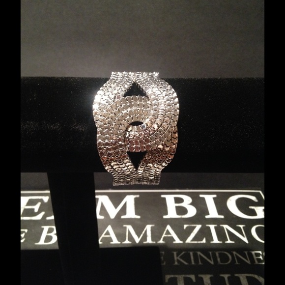 Silver Knotted Bracelet