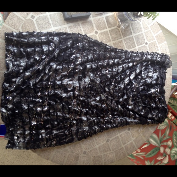Black and silver strapless homecoming/party dress - Picture 1 of 1
