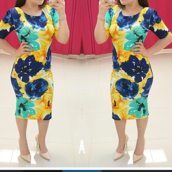Midi dress flower print