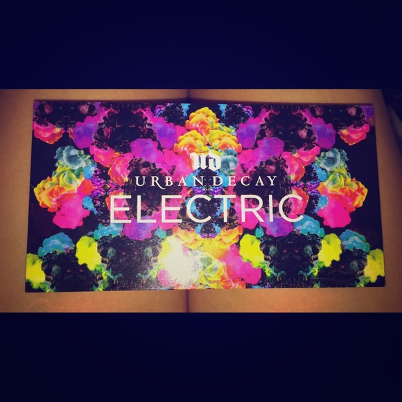Urban decay ELECTRIC pallette