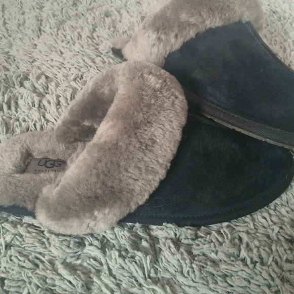 UGG Slippers Super Soft!