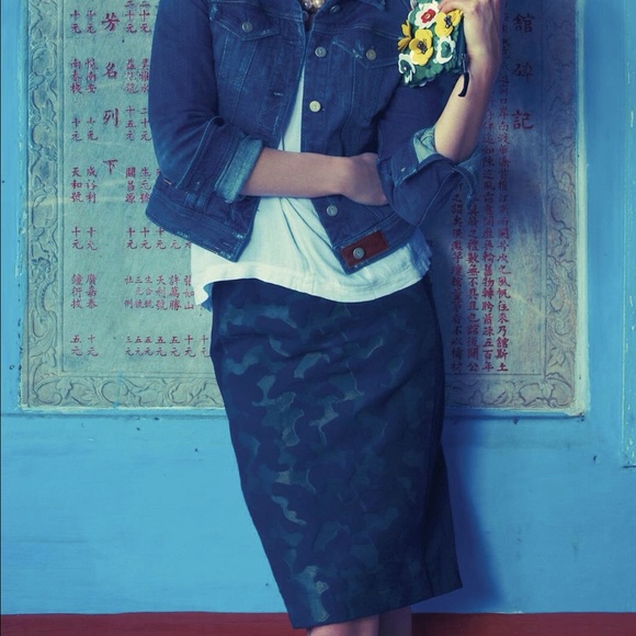 Anthropologie Camo Pencil Skirt - Size 4 NEW - Picture 4 of 4