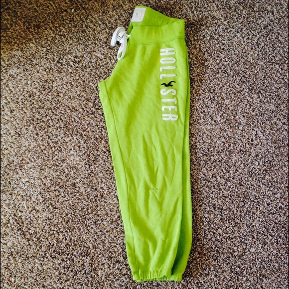Hollister Sweat Pants!!💚🎊