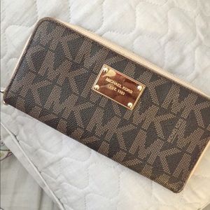 Authentic Michael Kors Wallet
