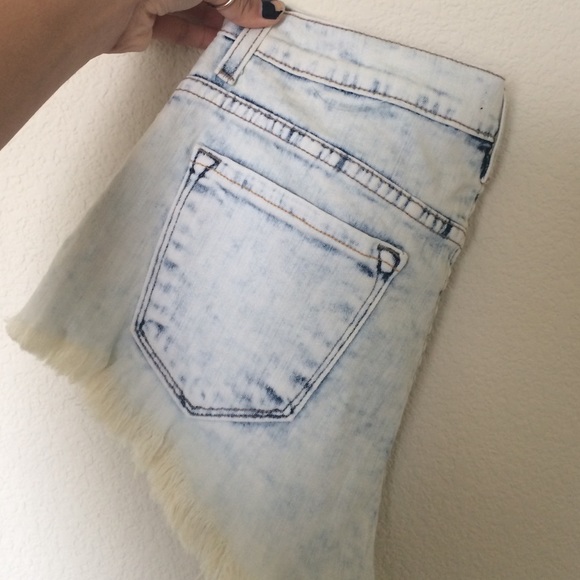 F21 SHORTS - Picture 2 of 2