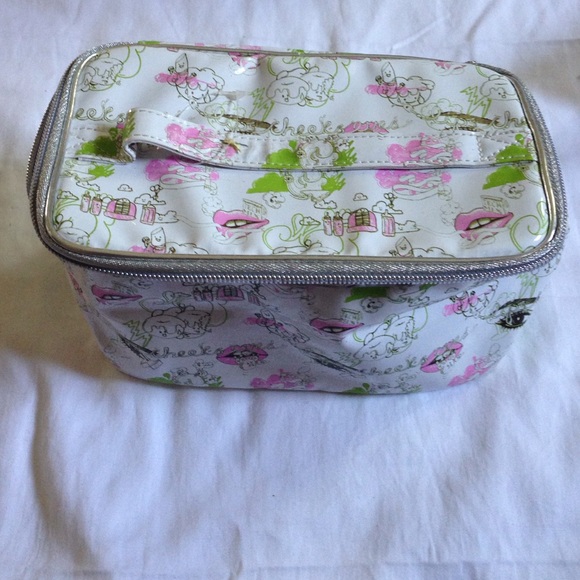 Jewely makeup keeper