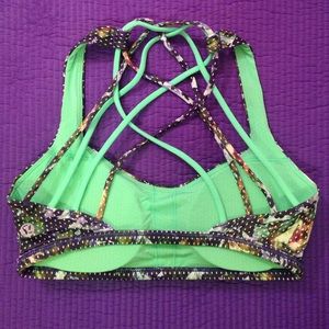 lululemon free to be wild - floral