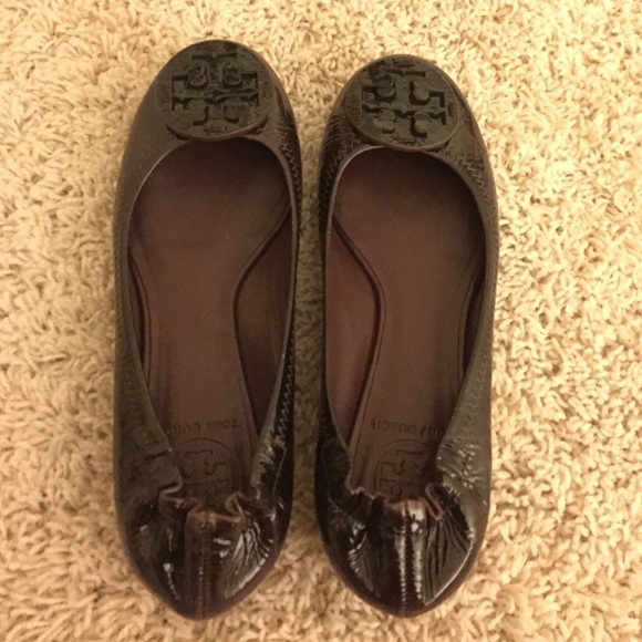 Dark purple tory burch reva flat