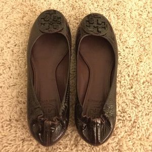 Dark purple tory burch reva flat