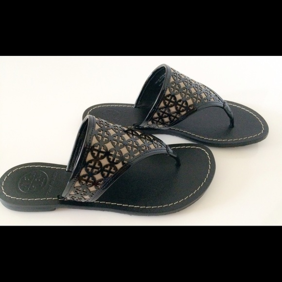 *SOLD*NIB Tory Burch Amara Leather Flat  Sandals - Picture 3 of 4