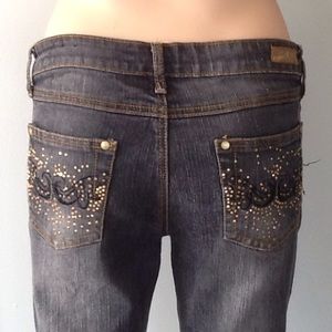 Washed Stretch Jeans W/Awesome Back Pockets