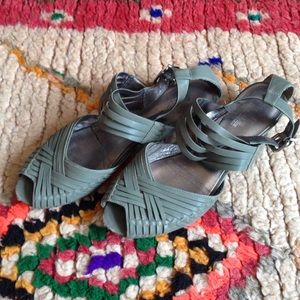 Sigerson Morison Belle Mint Sandals, Size 8.5 ❤️