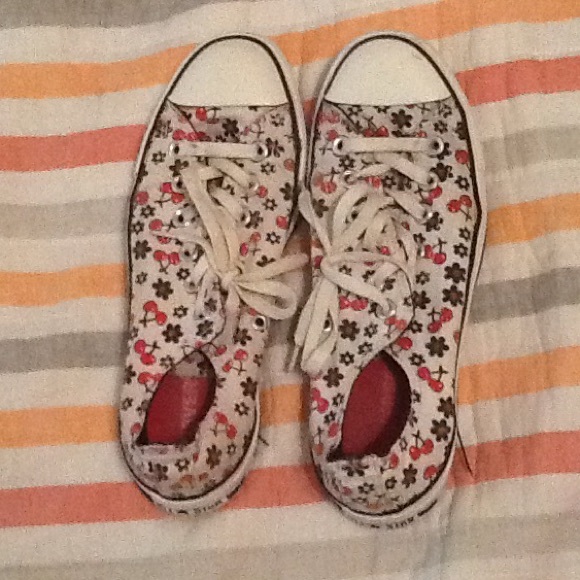 Cherry&floral print converse