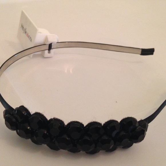 New with tag,  Style&Co. Headband Macy's adorned - Picture 3 of 4