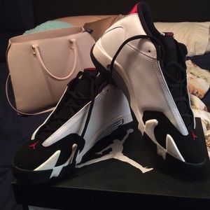 Air Jordan 14 retro BG