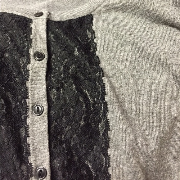 XS H&M lace sweater