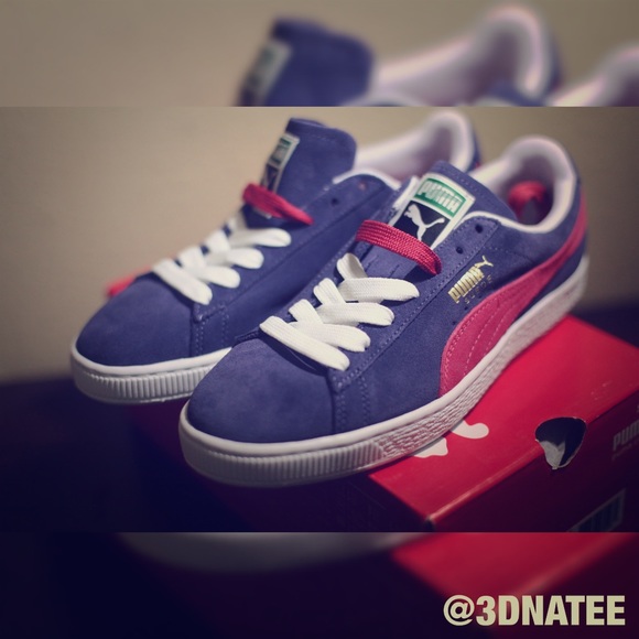 SOLD ๐๐๐๐๐ CLASSIC PUMAS - Picture 1 of 4
