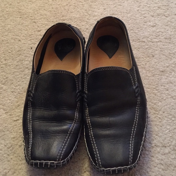 Black leather driving shoes