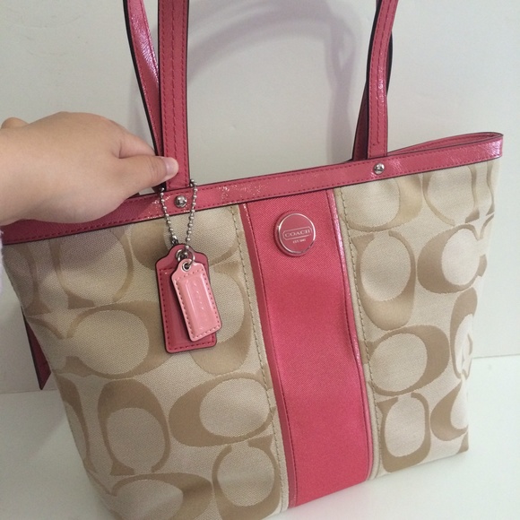 Coach bundle - Picture 3 of 4