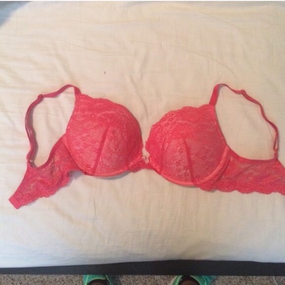 Victoria's Secret dream angels push up
