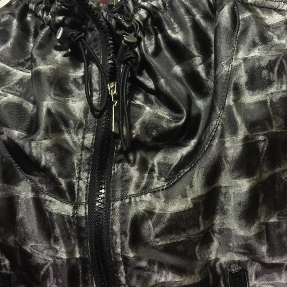Black/grey jacket - Picture 2 of 2