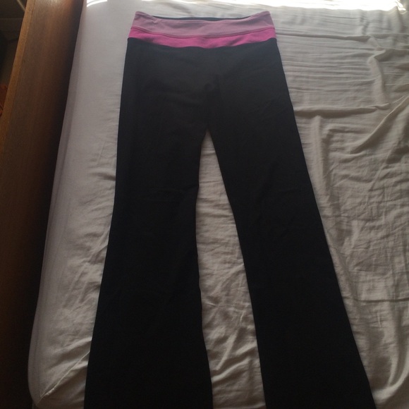 Lululemon reversible Groove Pants