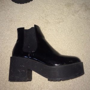 patent leather platform Chelsea boots