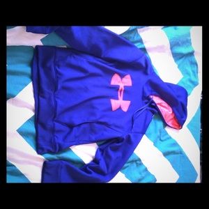 Under armour sweatshirt
