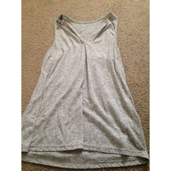 cute grey tank - Picture 1 of 2