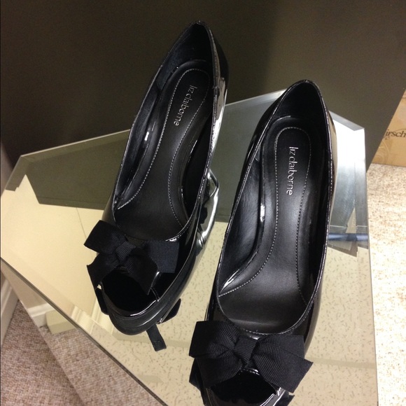 Patent leather pump with open toe. Liz Claiborne