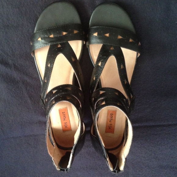 **SOLD** Miz Mooz Pomona Wedge Size 8.5 EUC - Picture 2 of 4