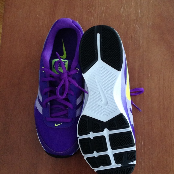 . Brand  new:Nike total core tr 2 - Picture 2 of 4