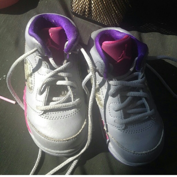 Sneakers - Picture 3 of 4