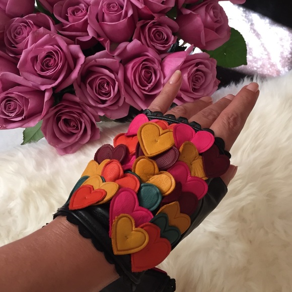 Agnelle Accessories - ❤️💕❤️ St. Valentine ❤💕
