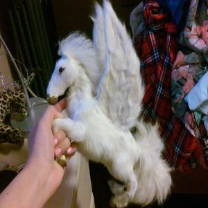 White unicorn decoration with real fur💫💞