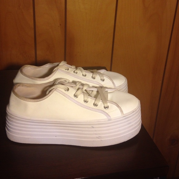 Steve Madden White Platforms