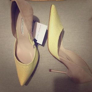 NWT Zara pastel leather pumps-OPEN TO OFFERS