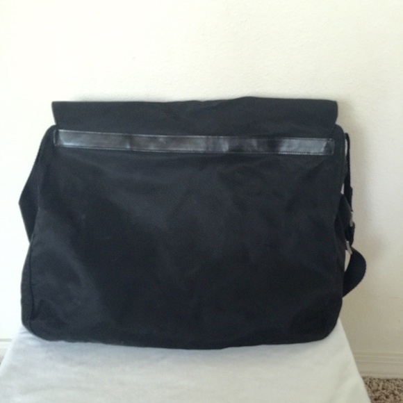 Prada messenger bag - Picture 2 of 4