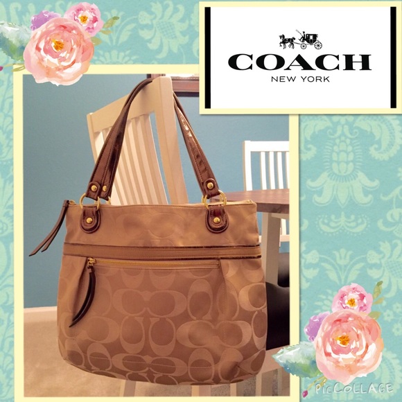 💥SOLD💥Authentic Coach Poppy Signature Tote