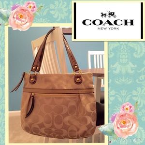 💥SOLD💥Authentic Coach Poppy Signature Tote