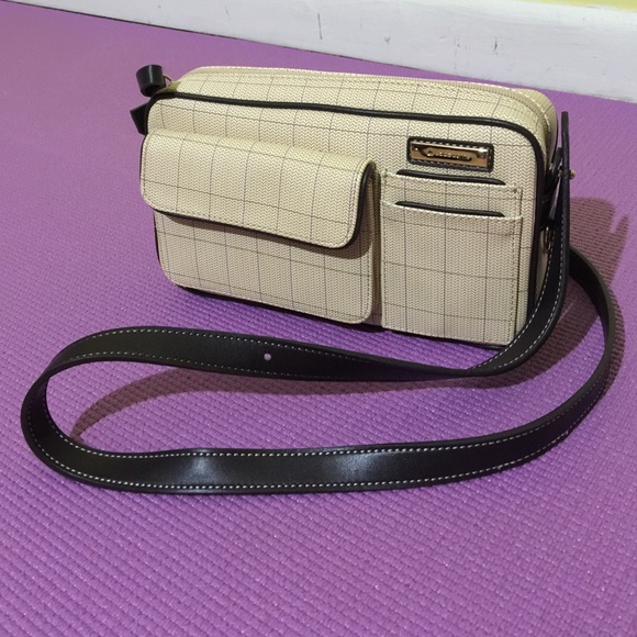 Small beige handbag