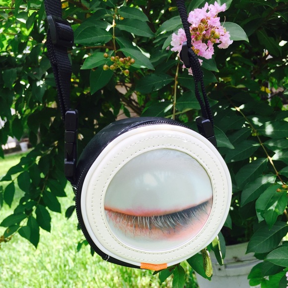 EYE BAG 🔥SOLD on DEPOP🔥 - Picture 3 of 4