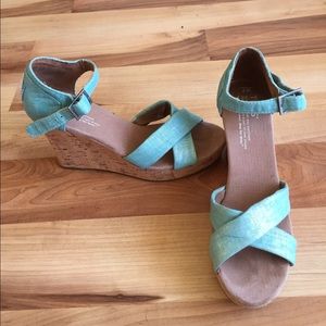 TOMS Turquoise Metallic Linen Wedges