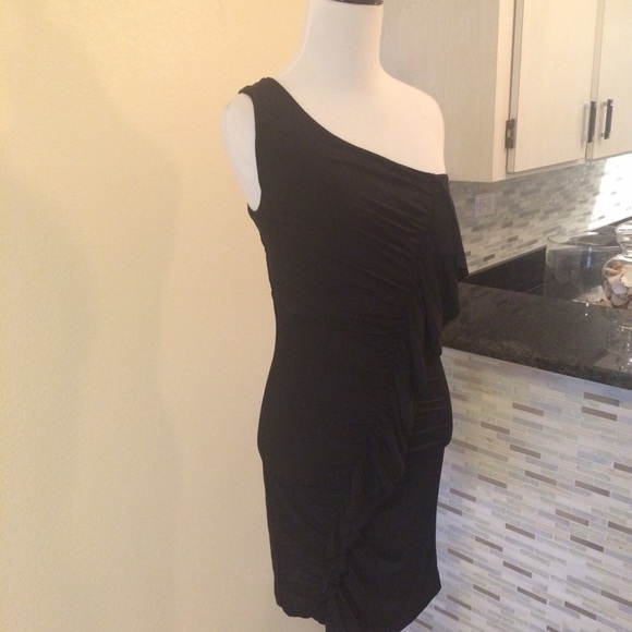 Black Ruffled One Shoulder Dress - Picture 4 of 4